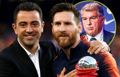 Xavi bị tố nói dối vụ Messi trở lại Barca