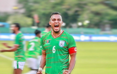 Đối thủ của ĐT Việt Nam từng bị bắn 4 phát đạn, 1 sượt qua tim