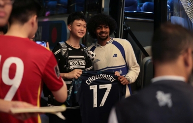 CĐV Việt Nam phát cuồng vì 1 cầu thủ của ĐT Bangladesh