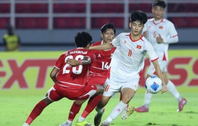 CĐV Indonesia phản ứng dữ dội vì đội nhà dựng xe buýt khi gặp Việt Nam