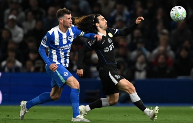 Chelsea sụp đổ, Brighton vùi dập giấc mơ Champions League