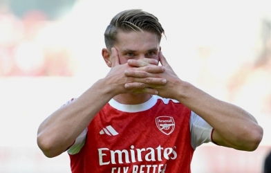 Gyokeres nói thẳng sau khi Arsenal dẫn Man City 6 điểm