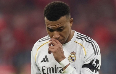 Mbappe gay gắt: 'Họ muốn chúng tôi tạo ra phép màu'