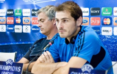 Casillas khuấy đảo Madrid bằng phát biểu cực lạnh nhắm thẳng Mourinho