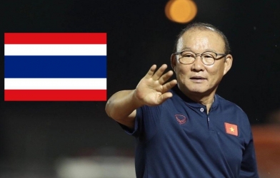Truyền thông Thái Lan: 'Ông Park trước nóng tính giờ thì má đỏ dễ thương'