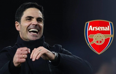 Đánh bại 8 đối thủ, Arsenal tiến sát tiền vệ xuất chúng người Anh
