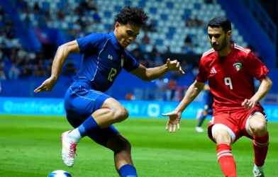 Dẫn trước 2-0, Thái Lan vẫn không thắng nổi Kuwait trên sân nhà