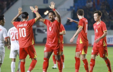 Trực tiếp bóng đá Việt Nam 1-0 Myanmar: Xuân Son nổ súng