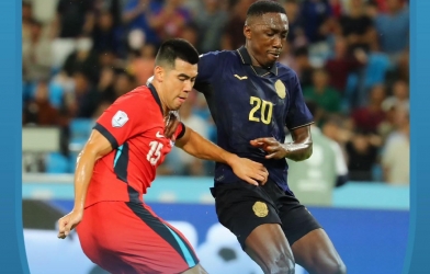 Trực tiếp Campuchia 0-1 Singapore: Tấn công dữ dội