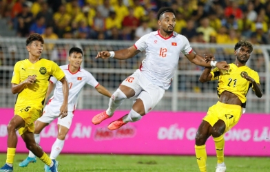 Vé Việt Nam vs Malaysia tăng dựng đứng, giá chợ đen khiến CĐV sốc