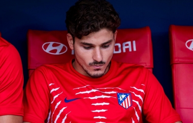 Alvarez gây sóng gió, nội bộ Atletico rúng động