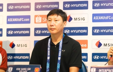 Trực tiếp HLV Kim Sang Sik nói khi Việt Nam vượt Thái Lan vô địch AFF Cup