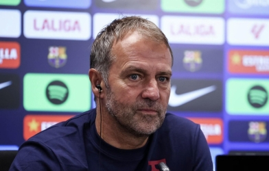 Flick phản ứng cực lạ khi Barca đụng độ PSG, Man City tại Champions League