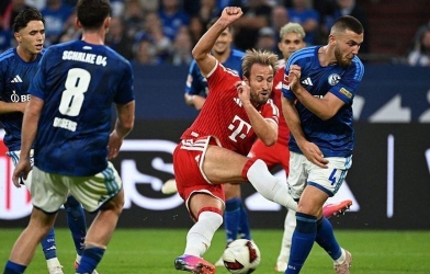Bayern Munich mất ngôi đầu, Karius khiến hàng công hùng mạnh tắt điện