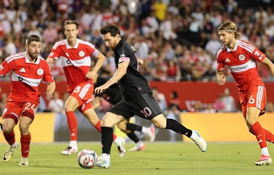 Messi gồng mình quần thảo Chicago, Inter Miami vẫn để anh đơn độc