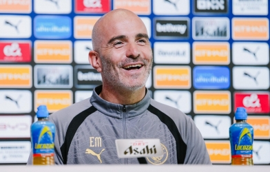 Không để MU yên, HLV Man City khui lại chuyện cũ tận 3 năm trước