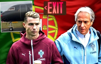CĐV Bồ Đào Nha đồng loạt réo tên HLV Jesus khi Ronaldo rời tuyển