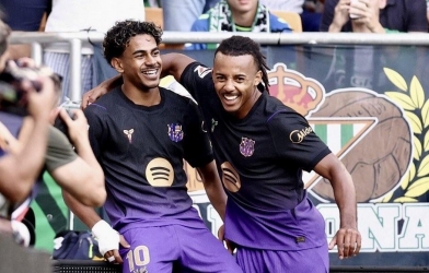 CHÍNH THỨC: Barca cân bằng kỷ lục 60 năm của Real, châu Âu chấn động