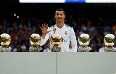 Ronaldo nêu 5 Quả bóng Vàng để được LĐBĐ Bồ Đào Nha giảm án