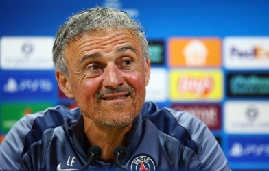 Không phải Luis Enrique, HLV 65 tuổi giành giải HLV xuất sắc nhất 2026