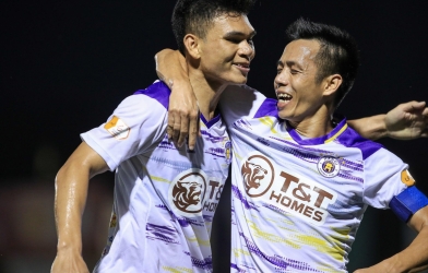 Hà Nội thắng SLNA ở phút 100
