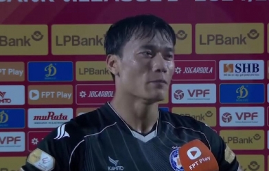 Thủ môn Bùi Tiến Dũng chia sẻ từ đáy lòng về bàn thắng đầu tiên của mình