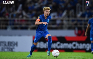 Theerathon chưa giã từ ĐT Thái Lan, quyết không đá AFF Cup nữa
