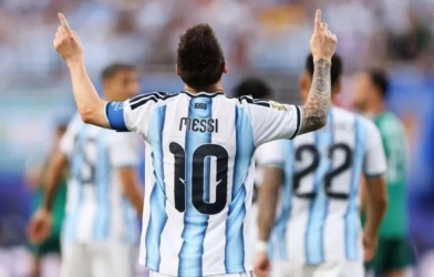 Messi và lời tuyên chiến lịch sử với thời gian