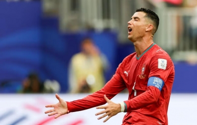 HLV Cannavaro cảnh báo Uzbekistan đừng mắc bẫy Ronaldo