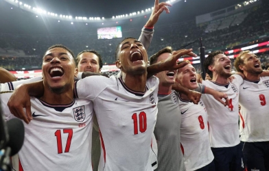 Điểm nhấn World Cup 6/7: Sử thi tuyển Anh, Tuyển Mỹ có nên thấy áy náy vì Balogun?