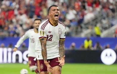 Người hùng Tây Ban Nha hé lộ chìa khóa vượt qua Pháp để vào chung kết World Cup