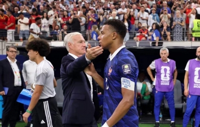 Deschamps gây chú ý với quyết định nhân sự trước trận Anh - Pháp, Mbappe vẫn là ngoại lệ