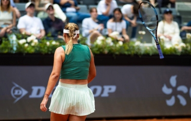Làng quần vợt dậy sóng vì yêu cầu chưa từng có từ WTA