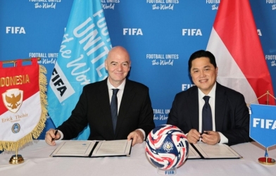 Vì khoản tiền khổng lồ, Chủ tịch PSSI công khai ủng hộ FIFA