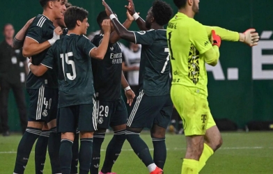 Real Madrid trải qua 90 phút hú vía trước đối thủ Hungary