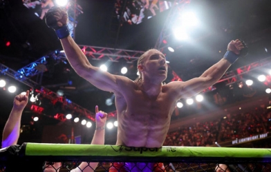 Huyền thoại UFC nổi giận vì luật ‘vô lý’ khiến 3 ngôi sao gặp họa sau UFC 329