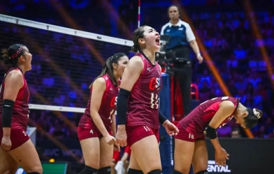 CĐV ĐNÁ dậy sóng khi Thái Lan vô địch châu Á và dự Olympic