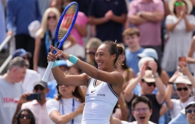 US Open chứng kiến màn thoát hiểm không tưởng của nhà vô địch Olympic