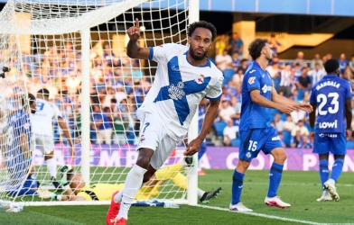 “Tài năng trẻ” Aubameyang khuấy đảo La Liga bằng kỷ lục khó tin