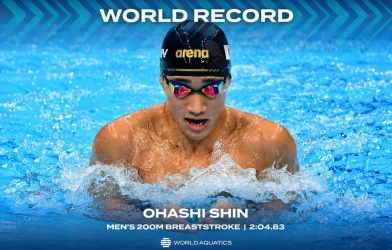 Chỉ cao 1,69 m, ngôi sao 17 tuổi phá kỷ lục thế giới tại ASIAD 2026