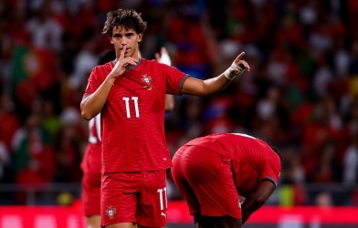 Tin chuyển nhượng tối 1/10: Tạm biệt Ronaldo, ngôi sao Bồ Đào Nha tính đường tái xuất châu Âu