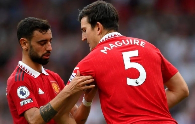 Bruno Fernandes và Harry Maguire nhận lời cay đắng từ huyền thoại MU: “Chắc hai người còn bận làm podcast”