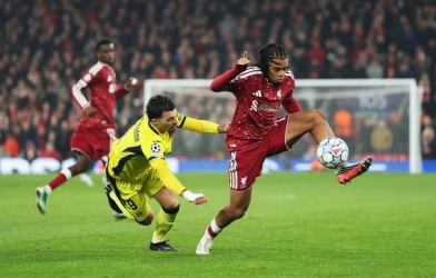 Vượt huyền thoại Quả bóng vàng, “người kế vị Salah” chính thức đi vào lịch sử Liverpool