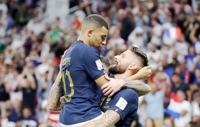 Mbappe-Giroud thăng hoa, ĐT Pháp vào tứ kết World Cup 2022 đầy ngoạn mục