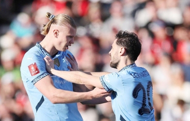 Haaland nổ sung, Man City vào bán kết FA Cup