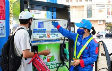 Giá xăng dầu hôm nay 27/3: Giảm mạnh trong đêm