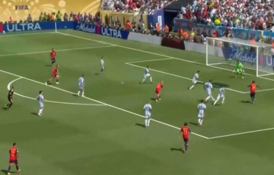 Video: Yamal dứt điểm nguy hiểm về phía khung thành Argentina