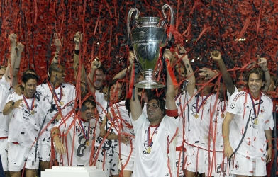 Vì sao AC Milan là CLB giàu truyền thống của bóng đá châu Âu?