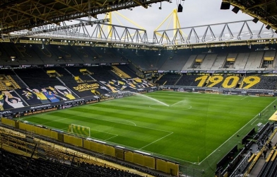 Vì sao Borussia Dortmund nổi tiếng phát triển tài năng trẻ?