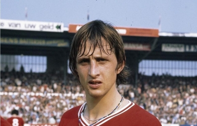 Vì sao Ajax Amsterdam gắn liền với triết lý bóng đá tổng lực?